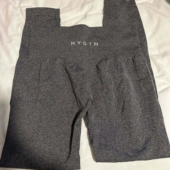 NVGTN Seamless Leggings - Picture 2 of 4